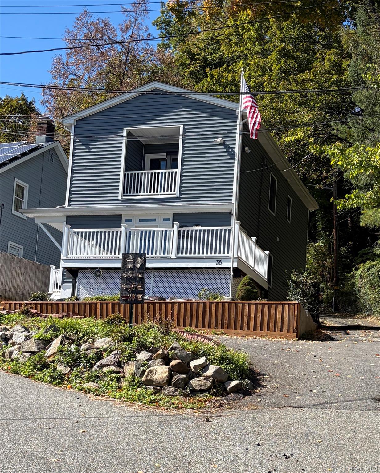 35 James Street — photo