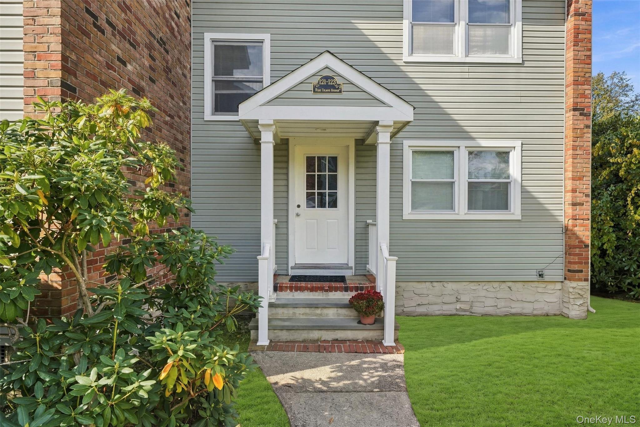 121 Fire Island Avenue Unit B — photo