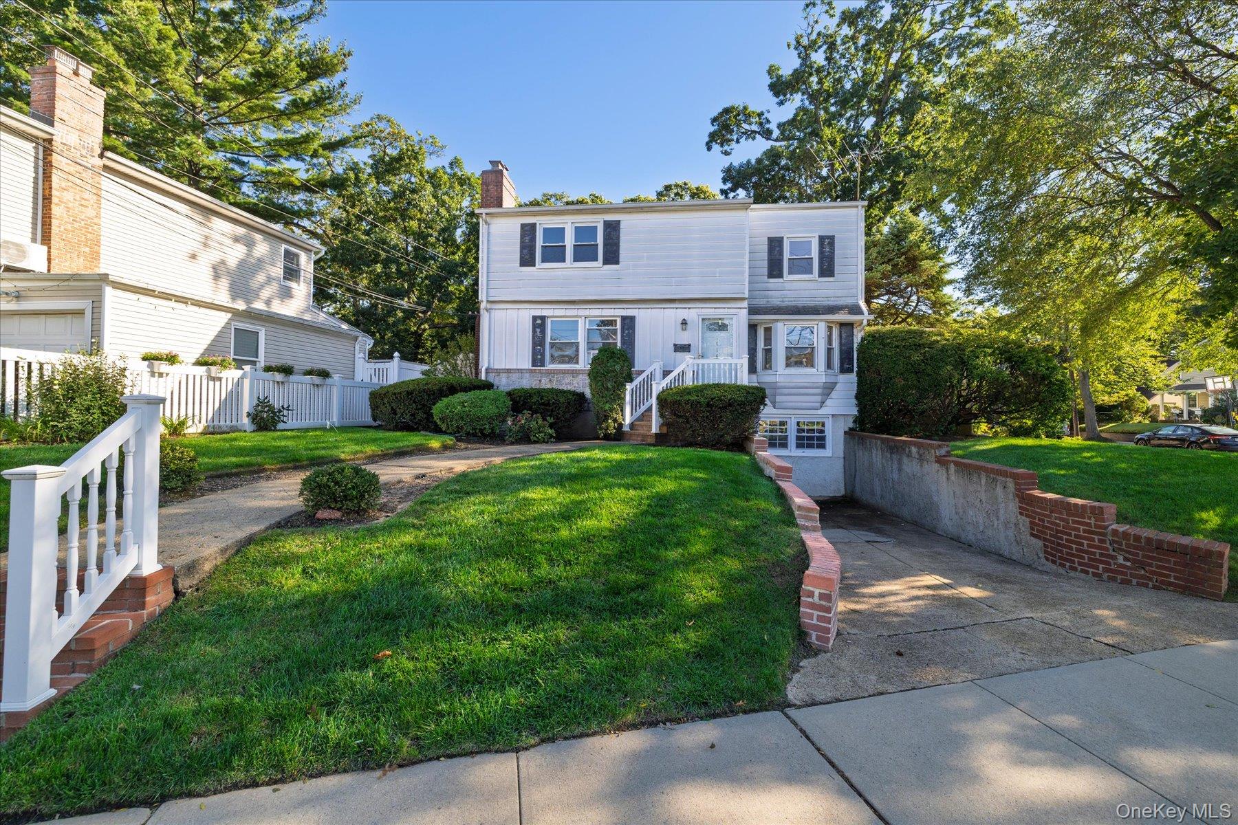 415 Whitehall Street — photo