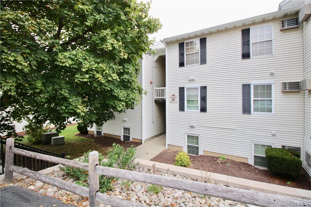 25 Lexington Hill Unit 10 — photo