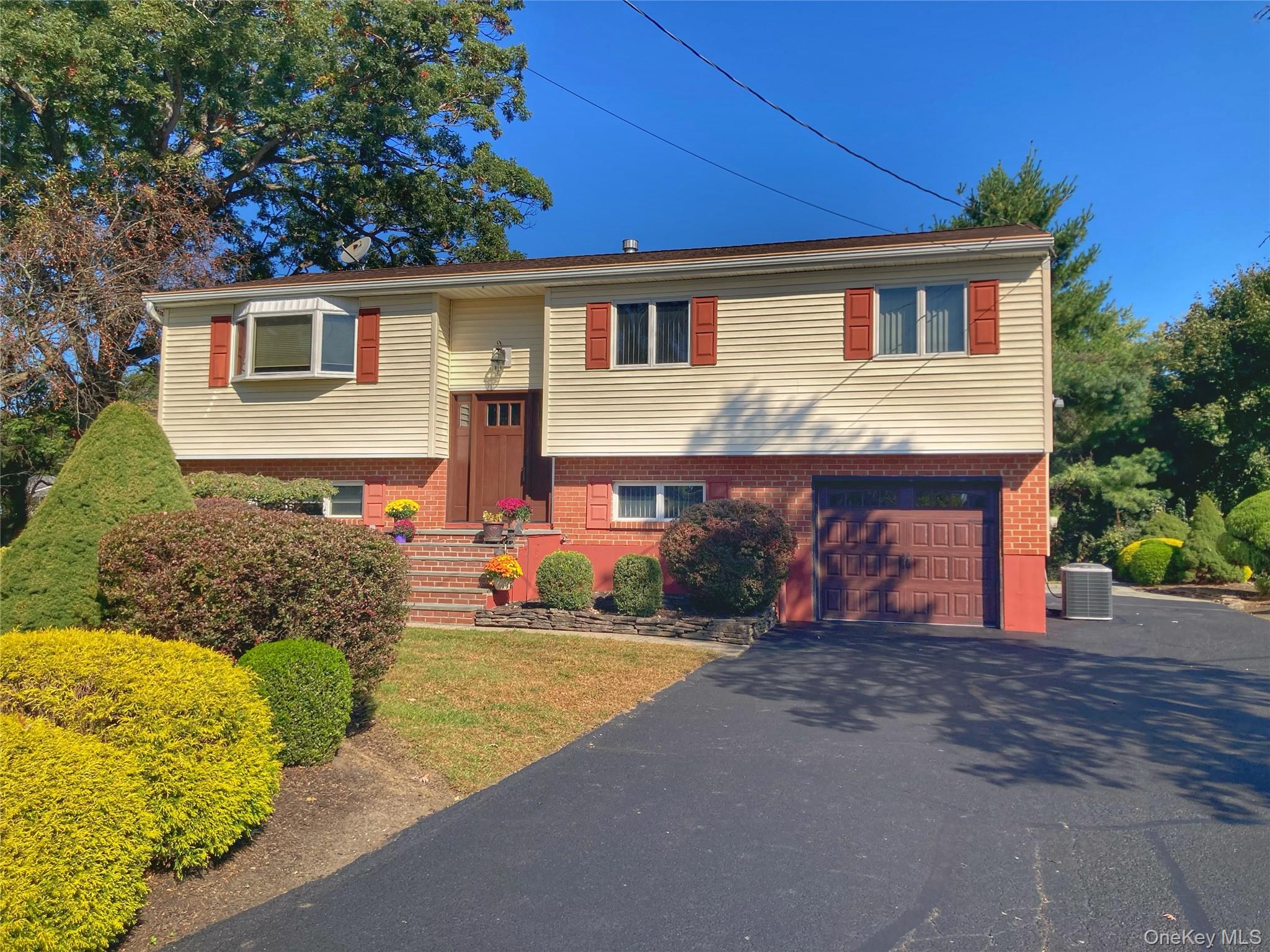 5 Gurnee Drive — photo