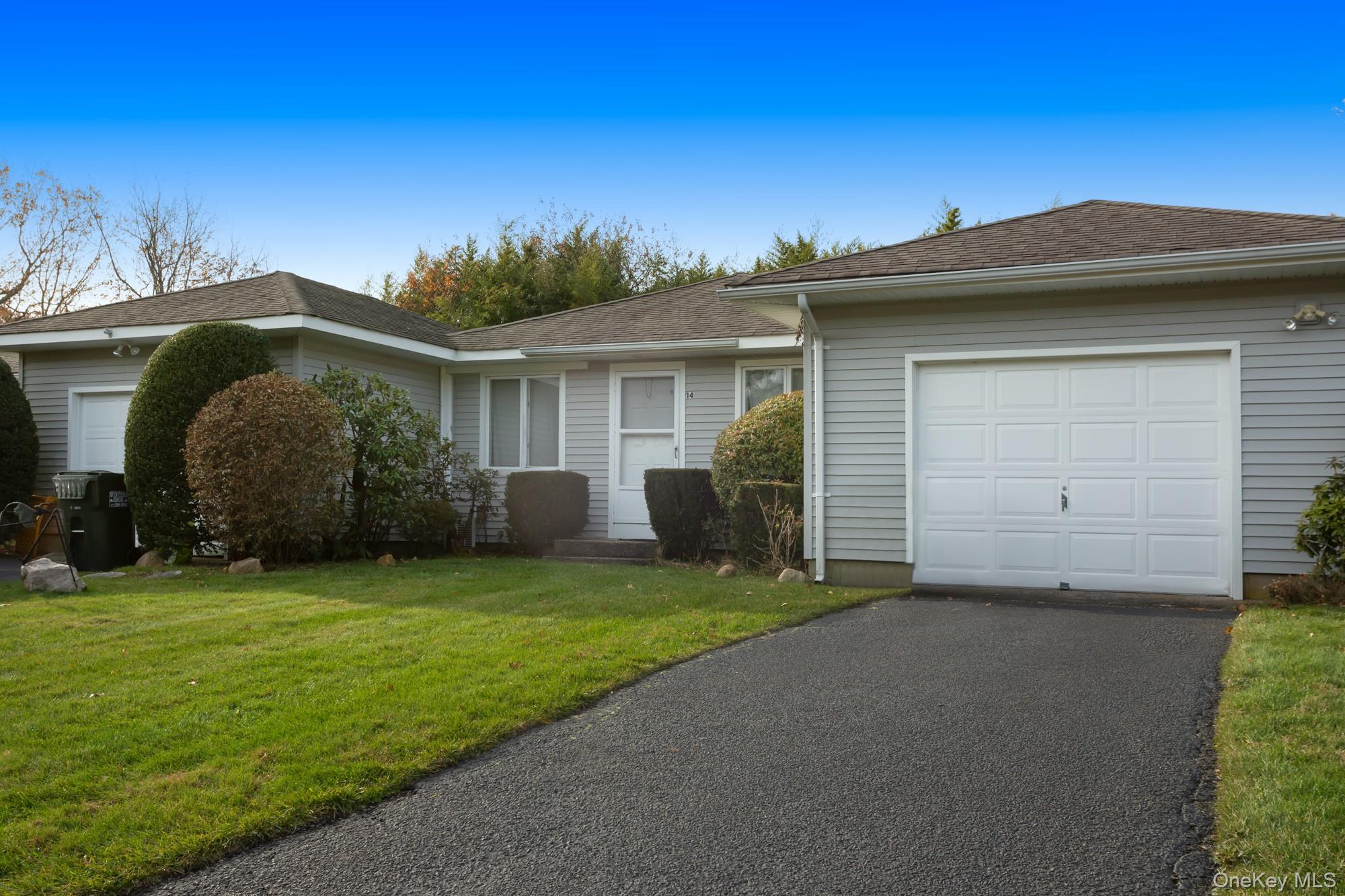 146 Montauk Highway Unit 13 — photo