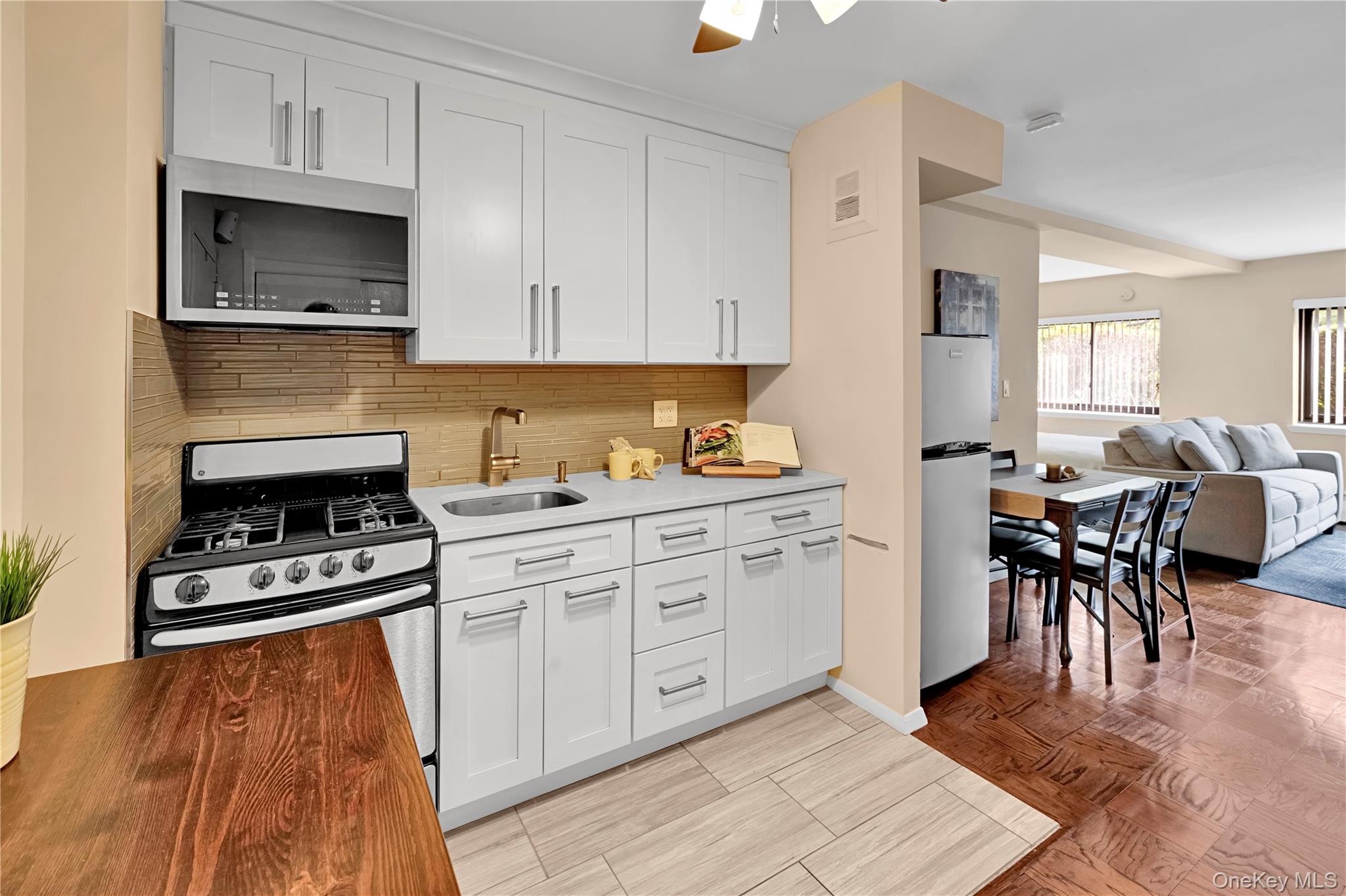 2221 Palmer Avenue Unit 1H — photo
