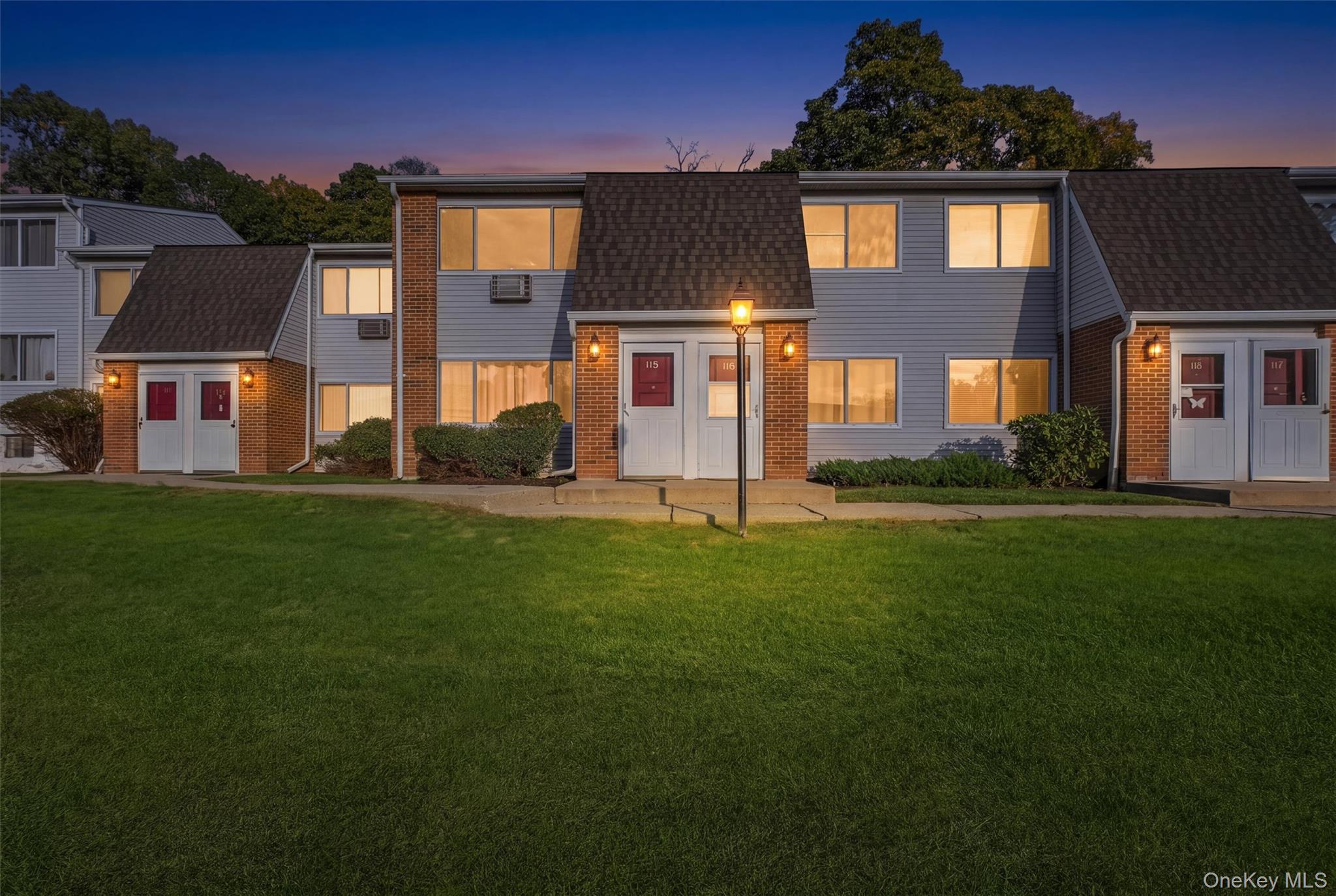 2740 South Road Unit H6 — photo