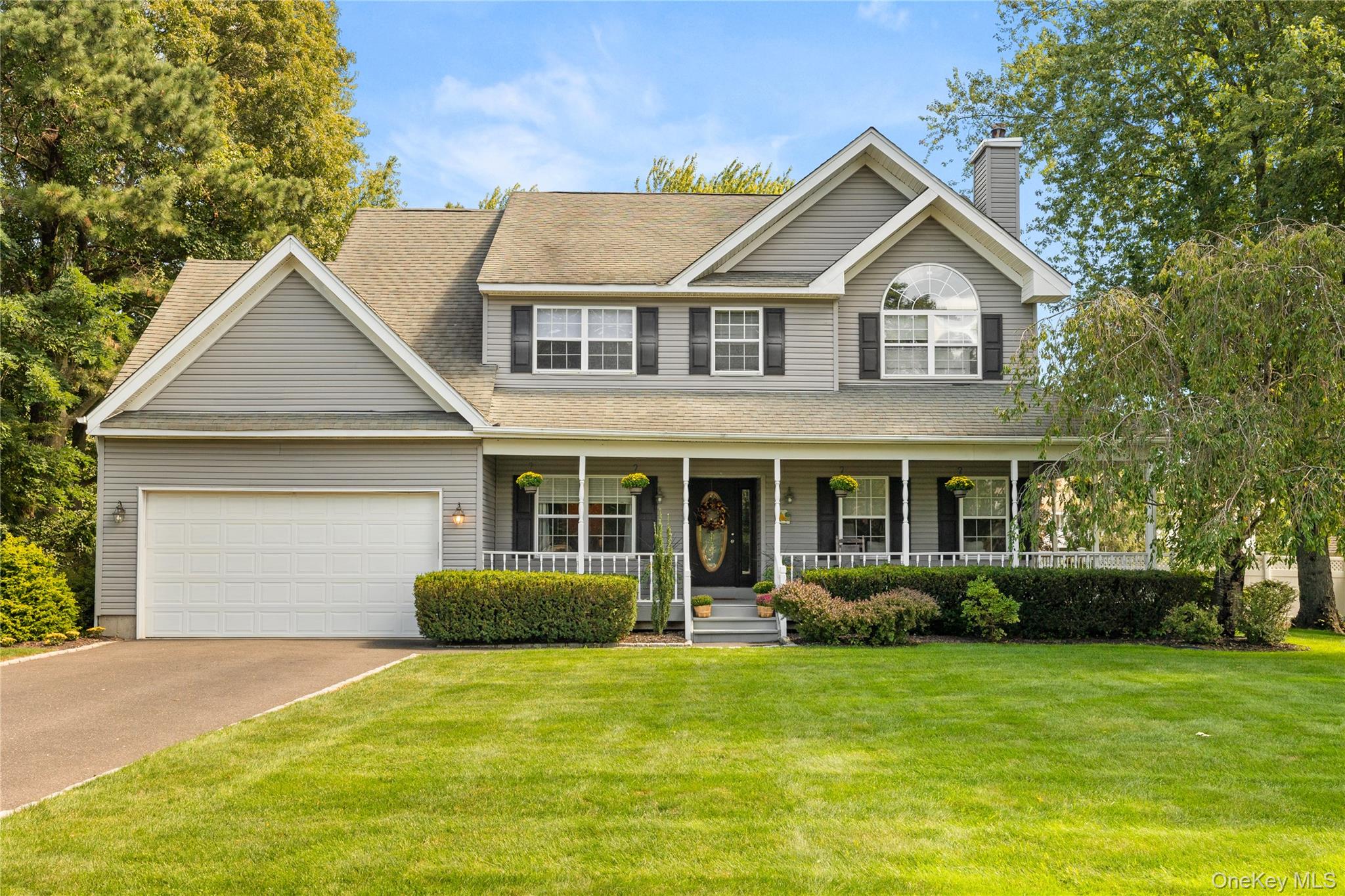 1 Hunting Hill Drive — photo