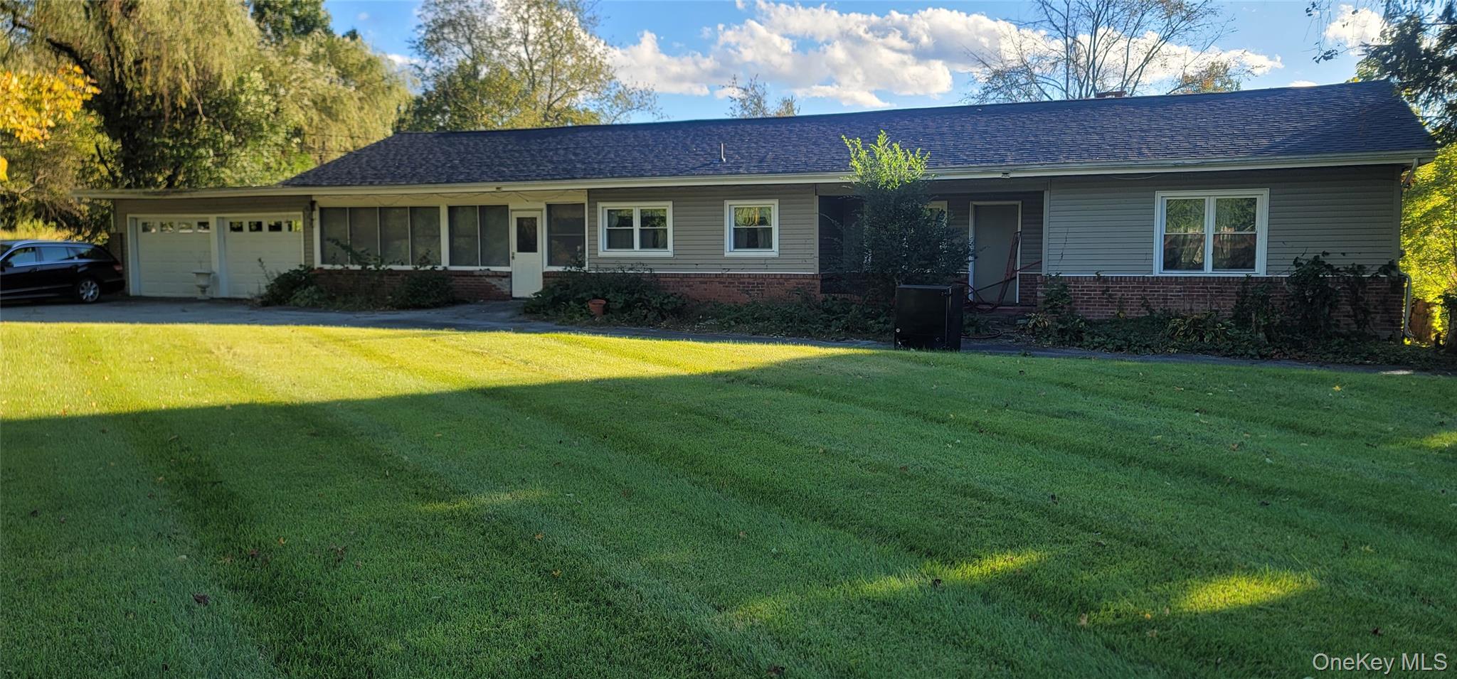 1401 State Route 32 — photo