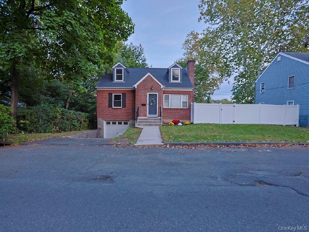 10 Etville Avenue #12 — photo