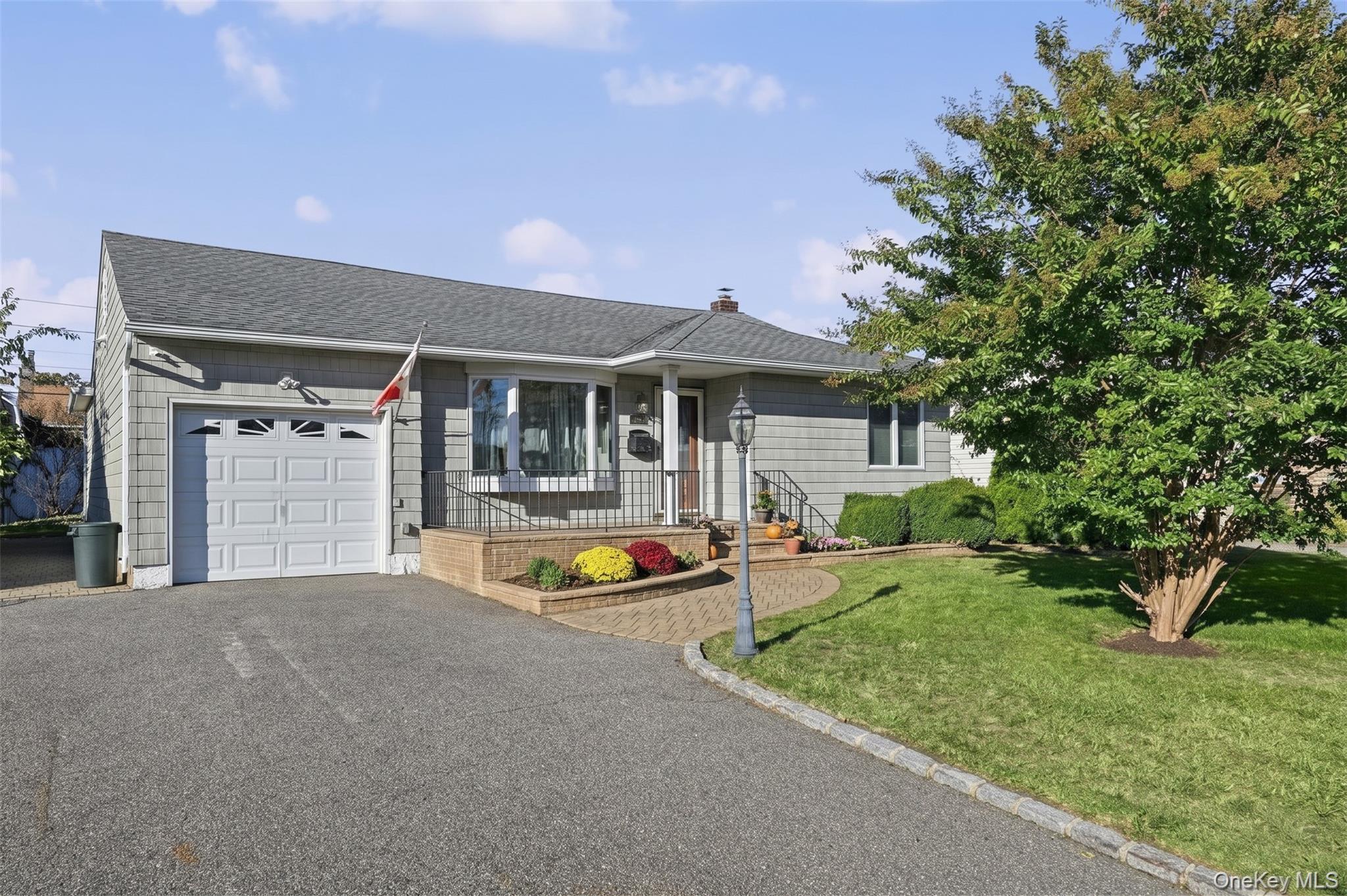 3209 Mark Alan Drive — photo