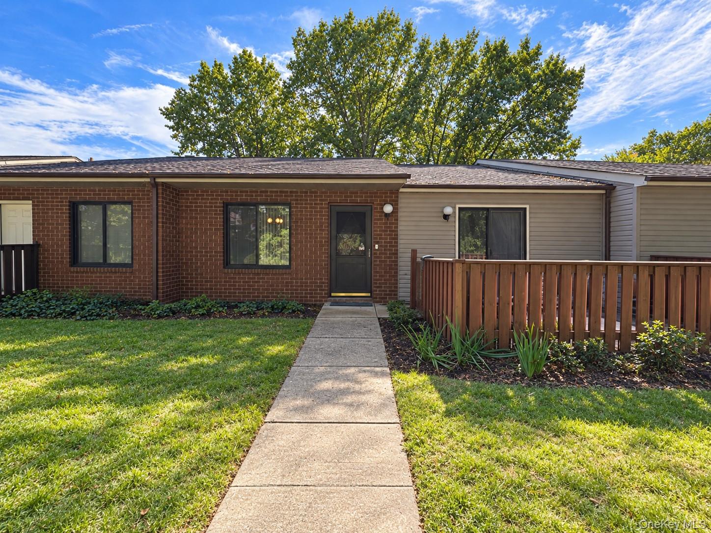 780 Hilltop Court — photo
