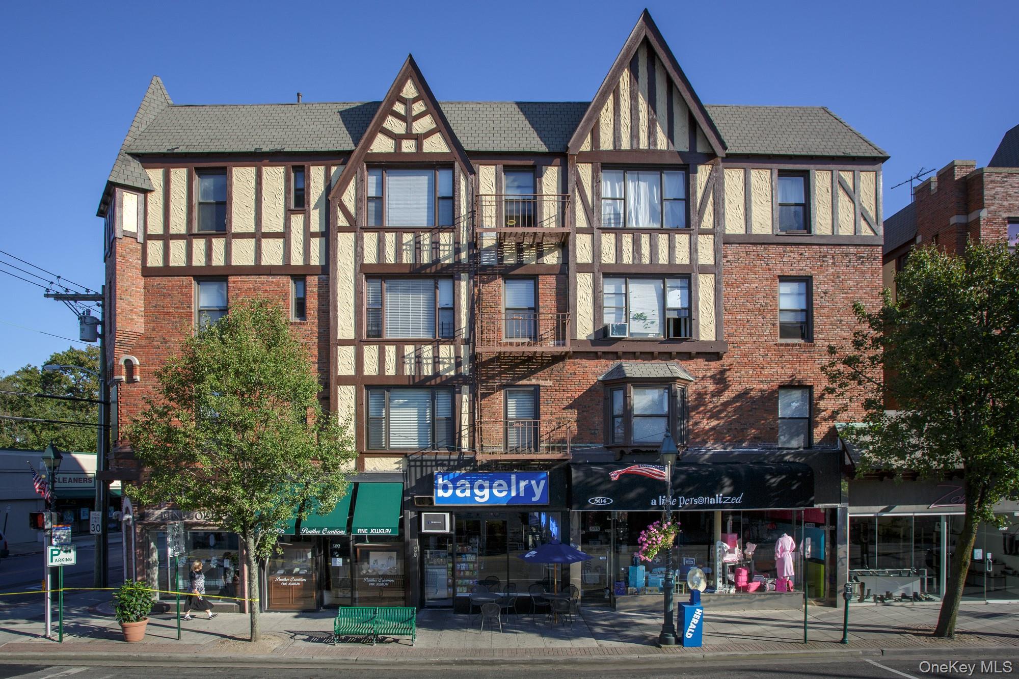 97 Cedarhurst Avenue Unit 2Q — photo