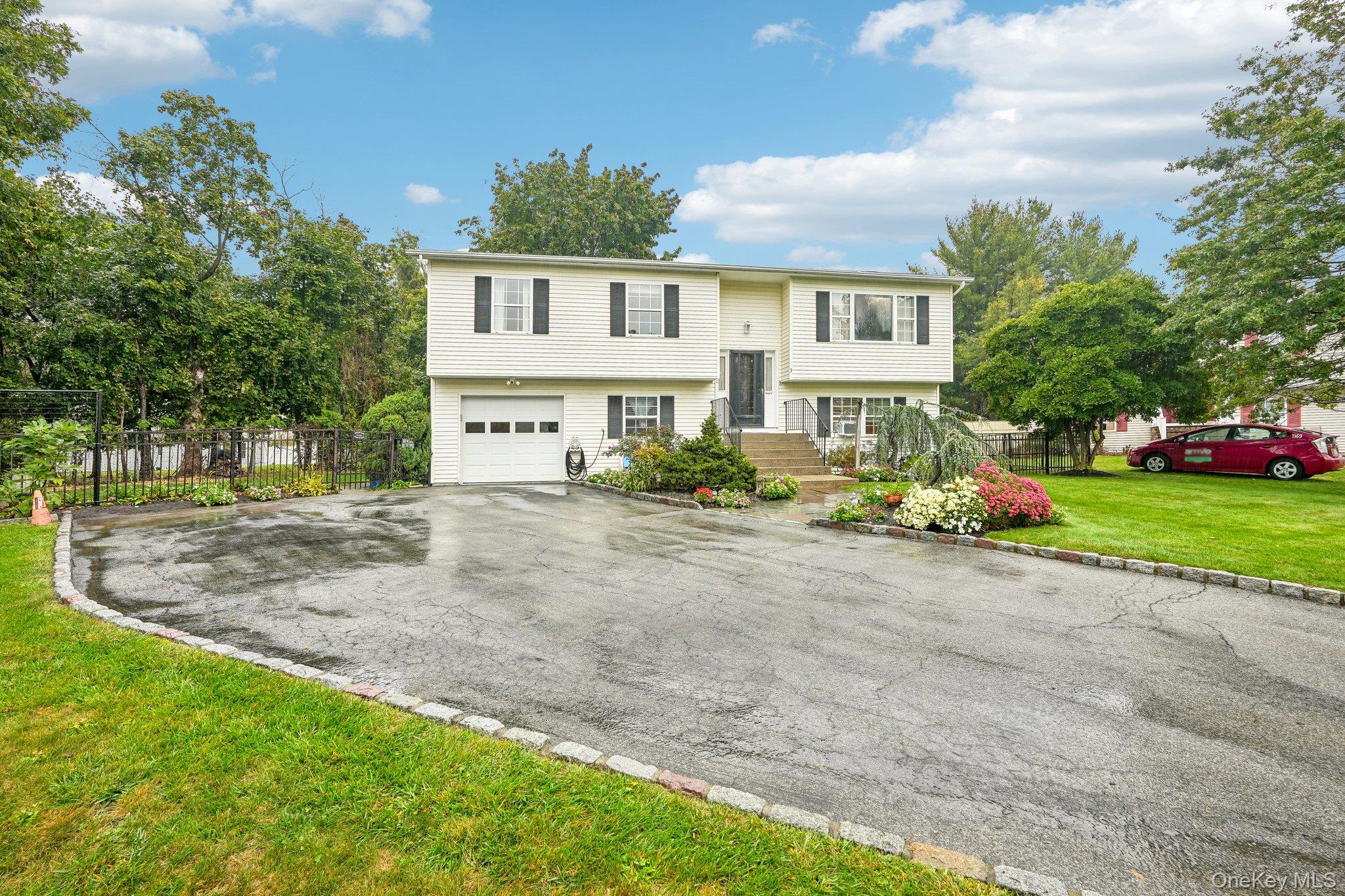 3 Hazel Court — photo