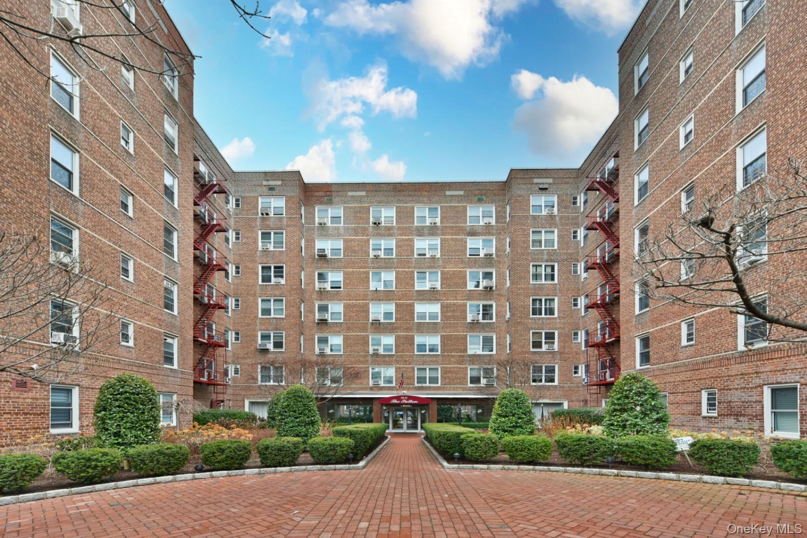 64-11 99 Street Unit 418 — photo
