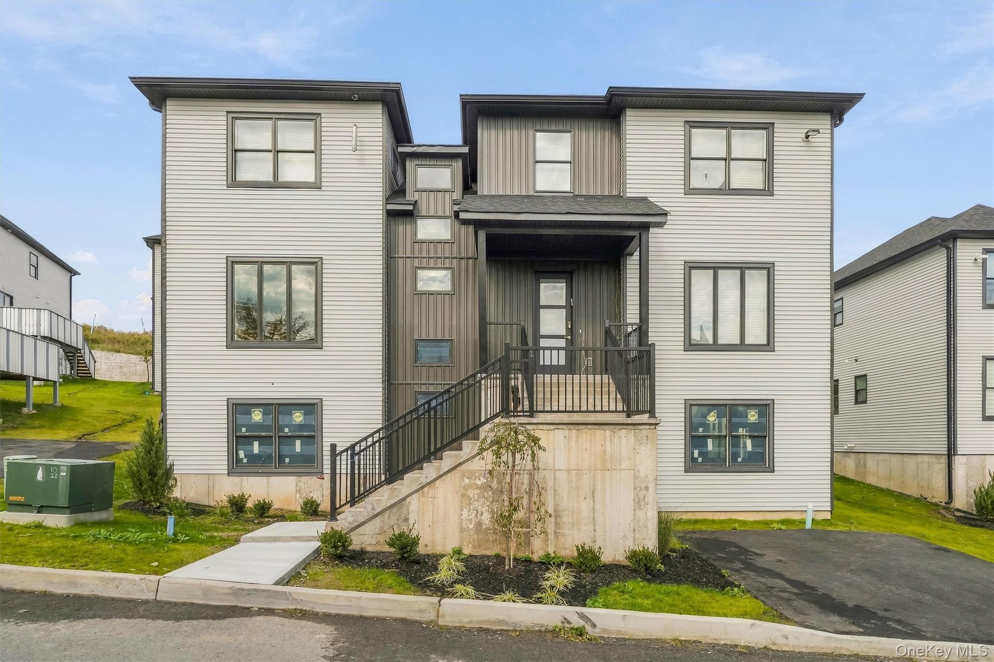 2 Periwinkle Court — photo