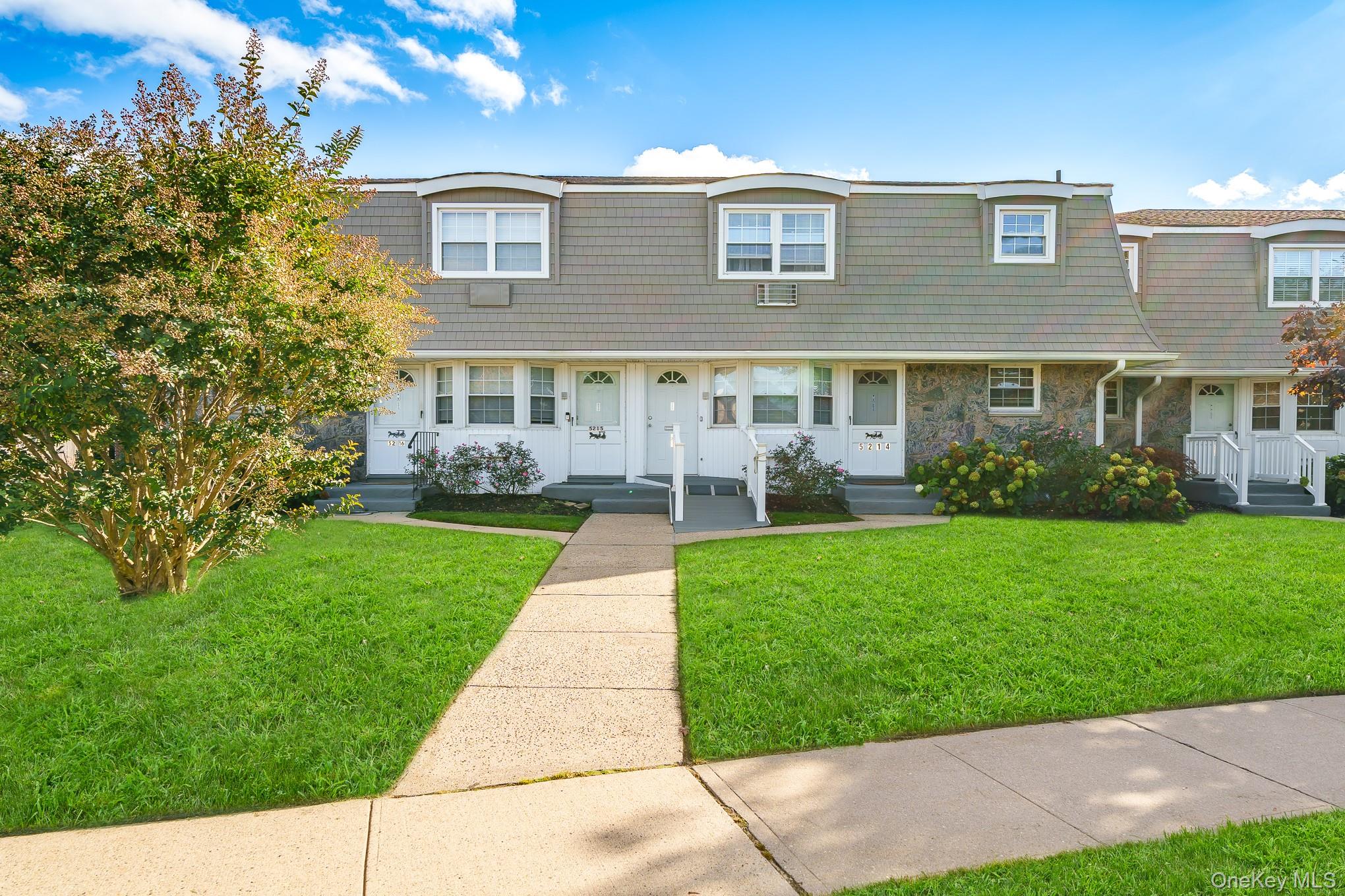 5215 Wilshire Lane Unit 5215 — photo