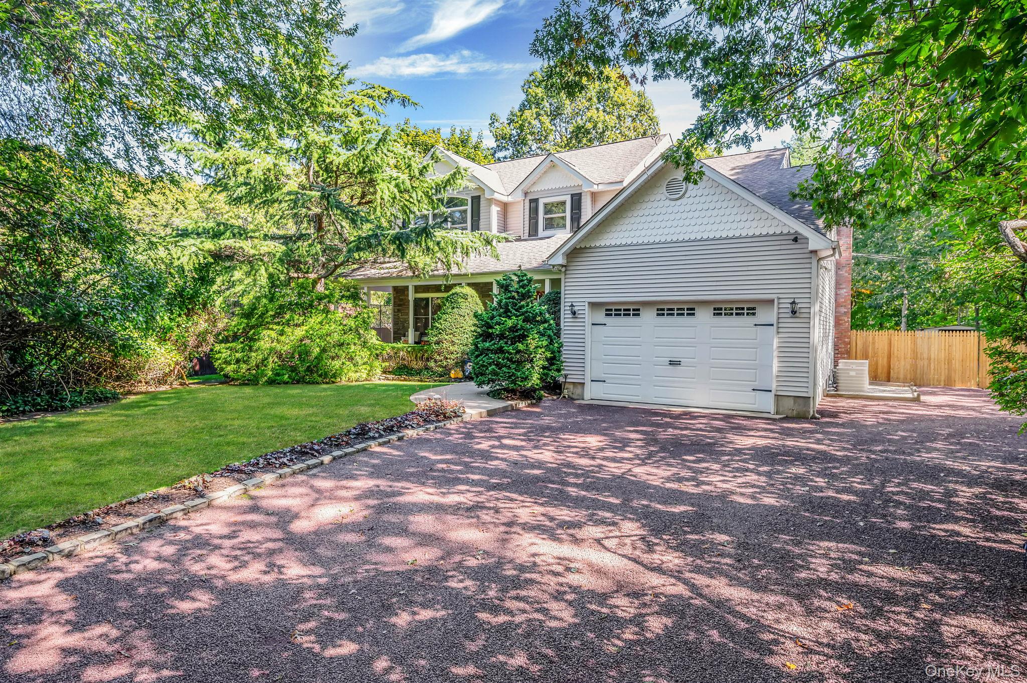 71 Buckley Road, Brookhaven, NY 11772 — photo 2