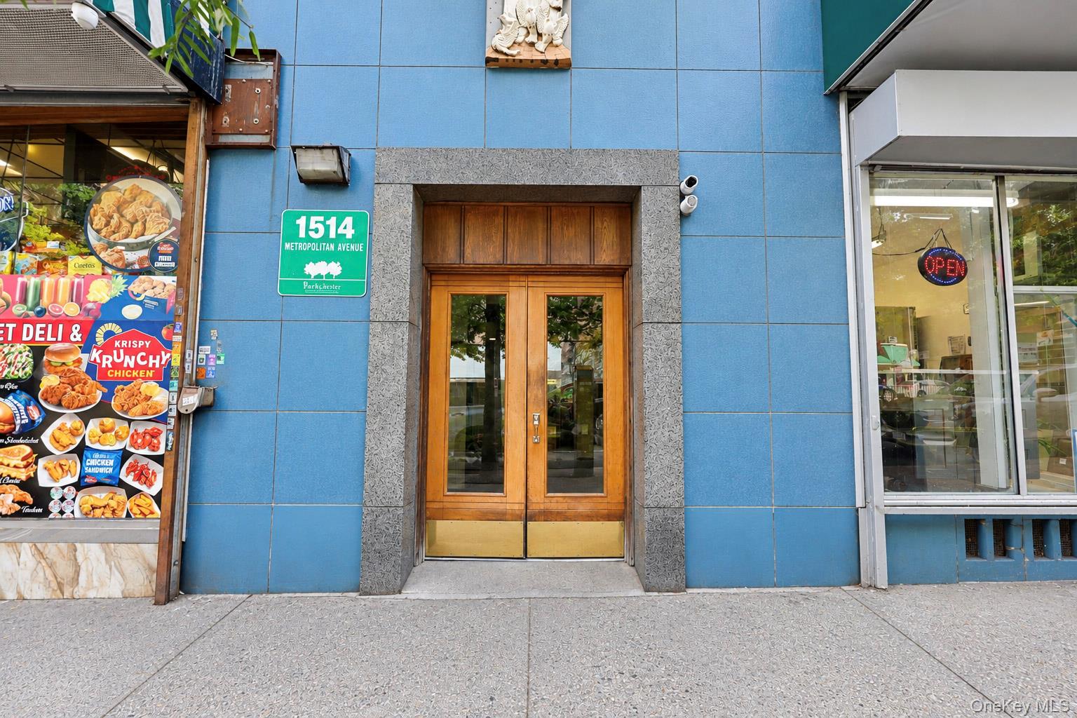 1514 Metropolitan Avenue Unit 7G — photo