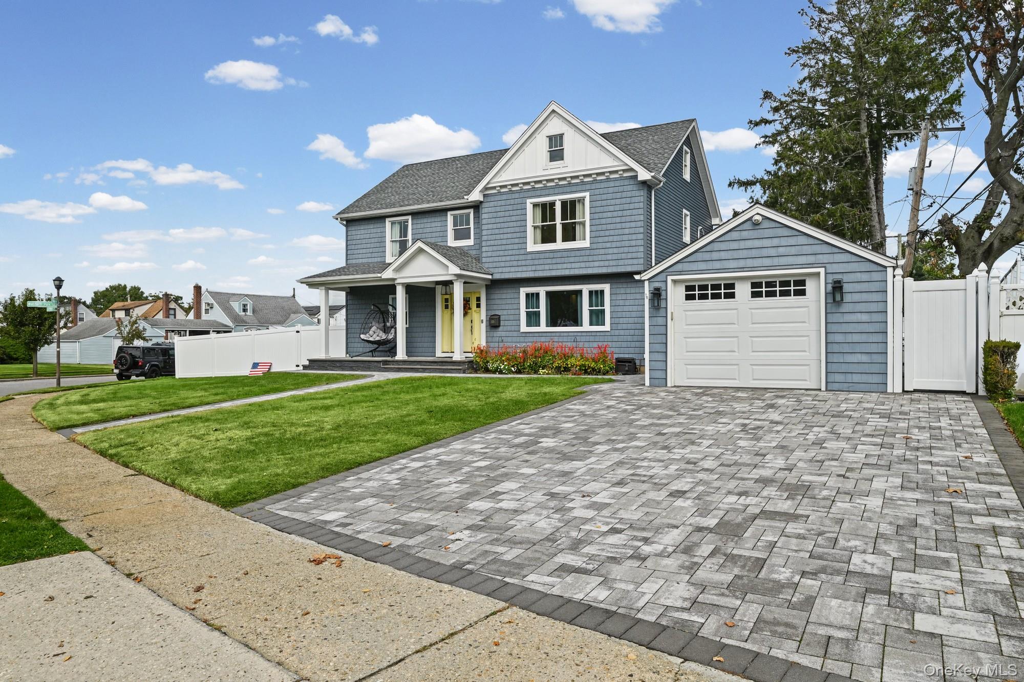 325 Paul Place — photo