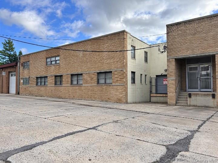521 Homestead Avenue — photo