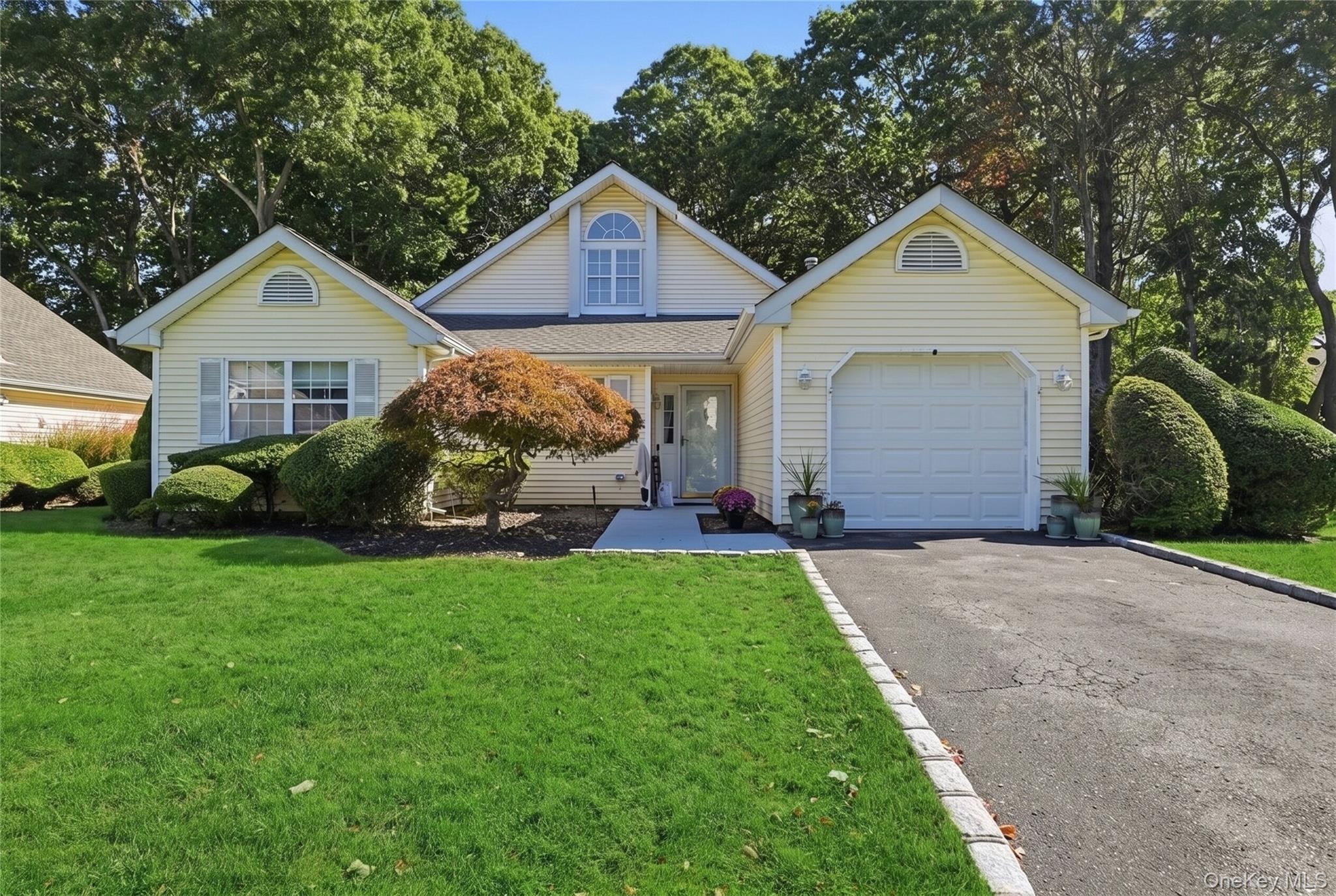 23 Saddlebrook Court — photo