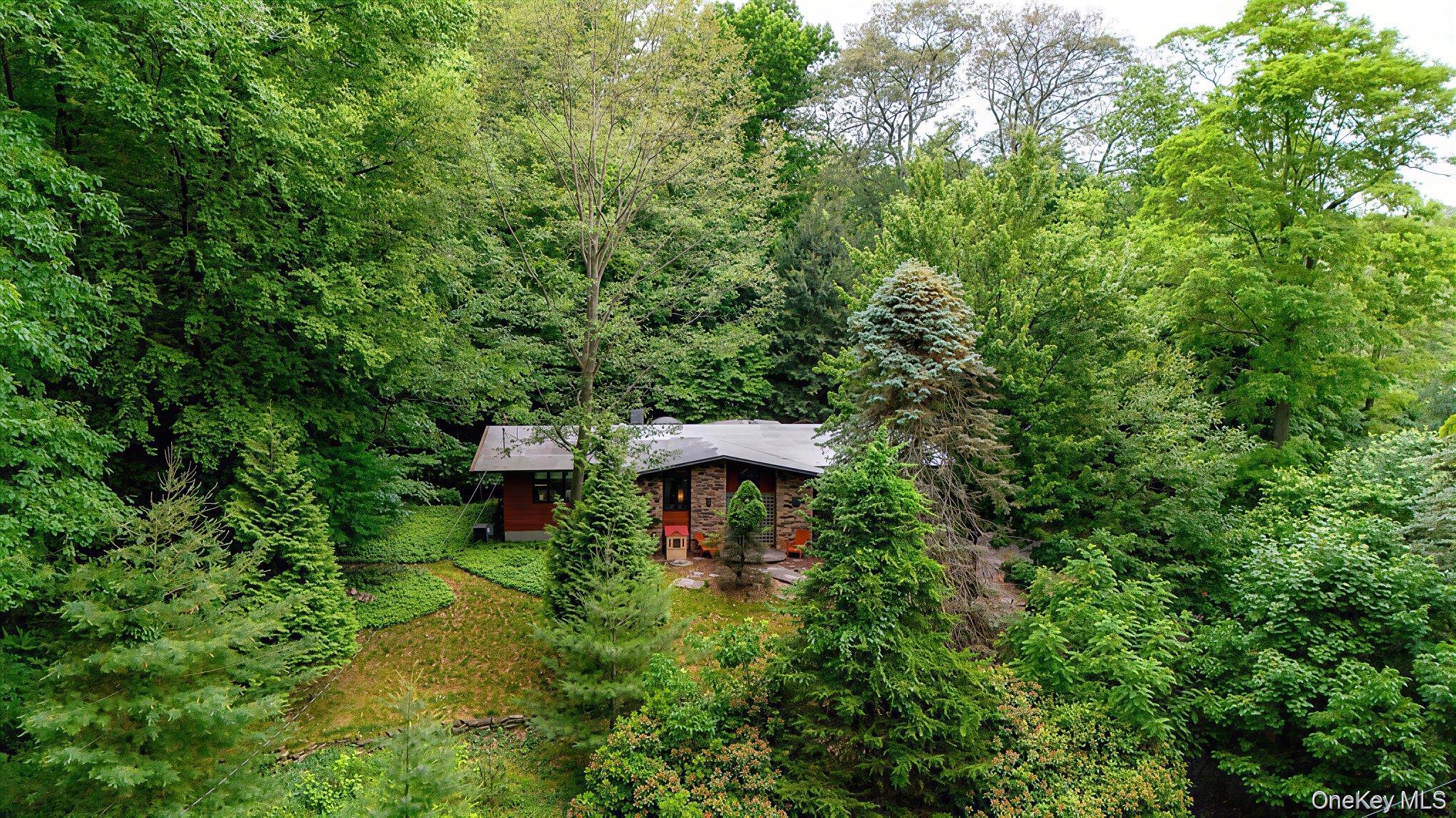 3 Forest Lane — photo