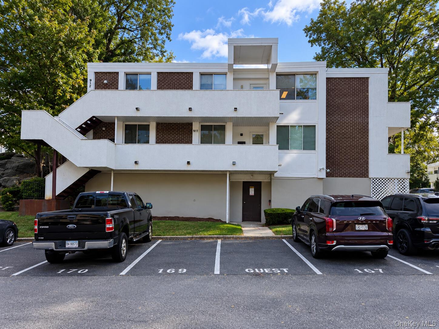 921 Colony Drive — photo