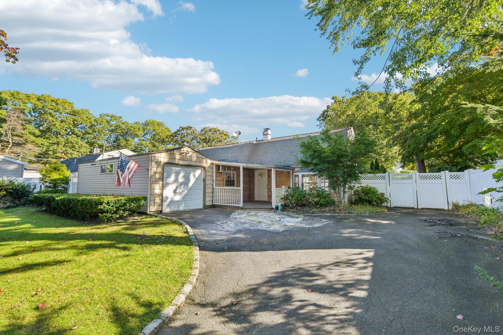 3 Reydon Way — photo