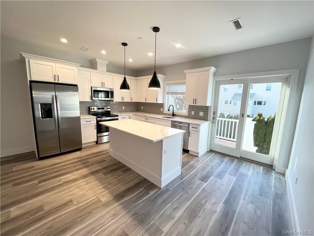 195 Park Avenue Unit C — photo