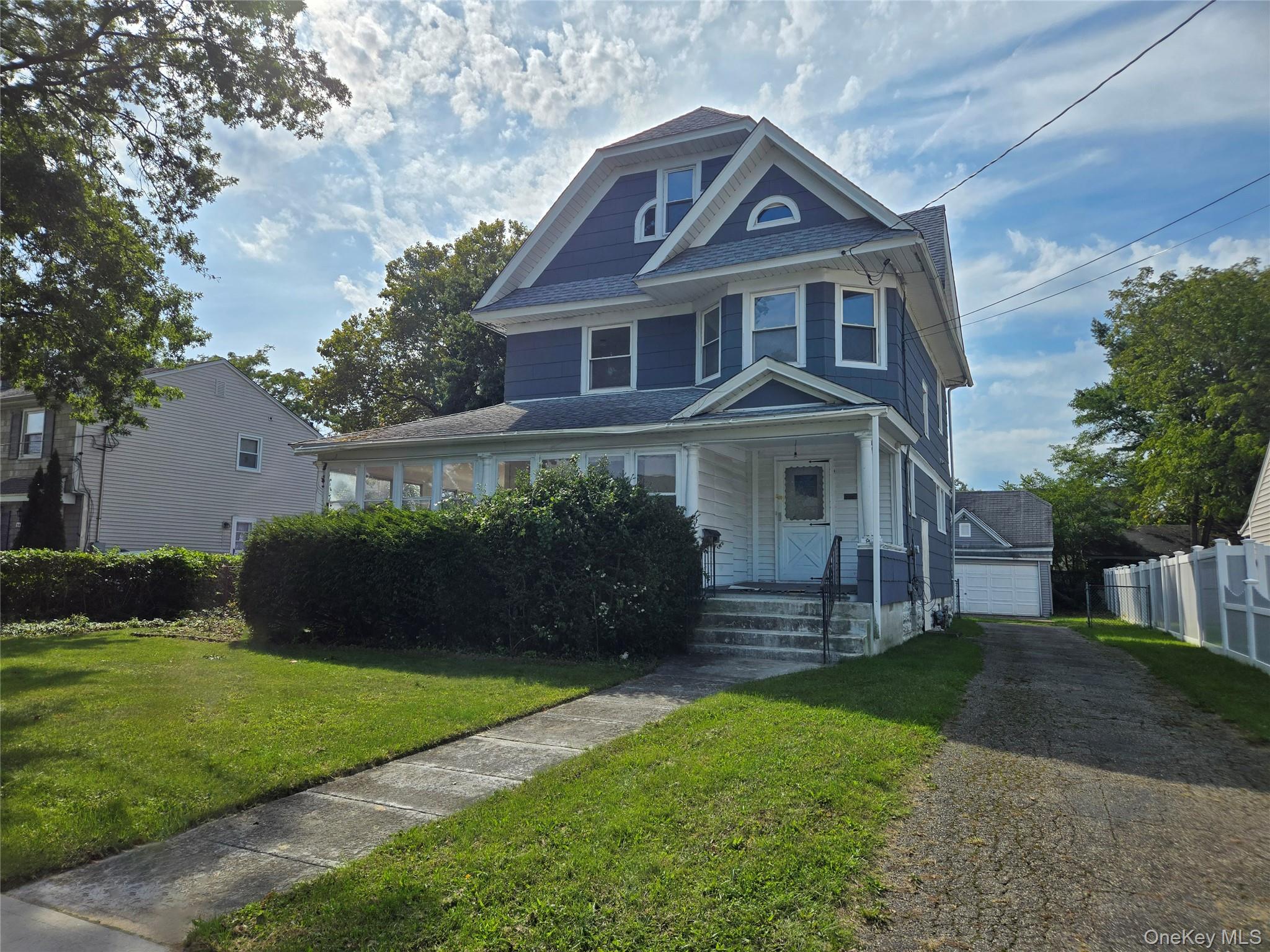 302 Locust Avenue — photo