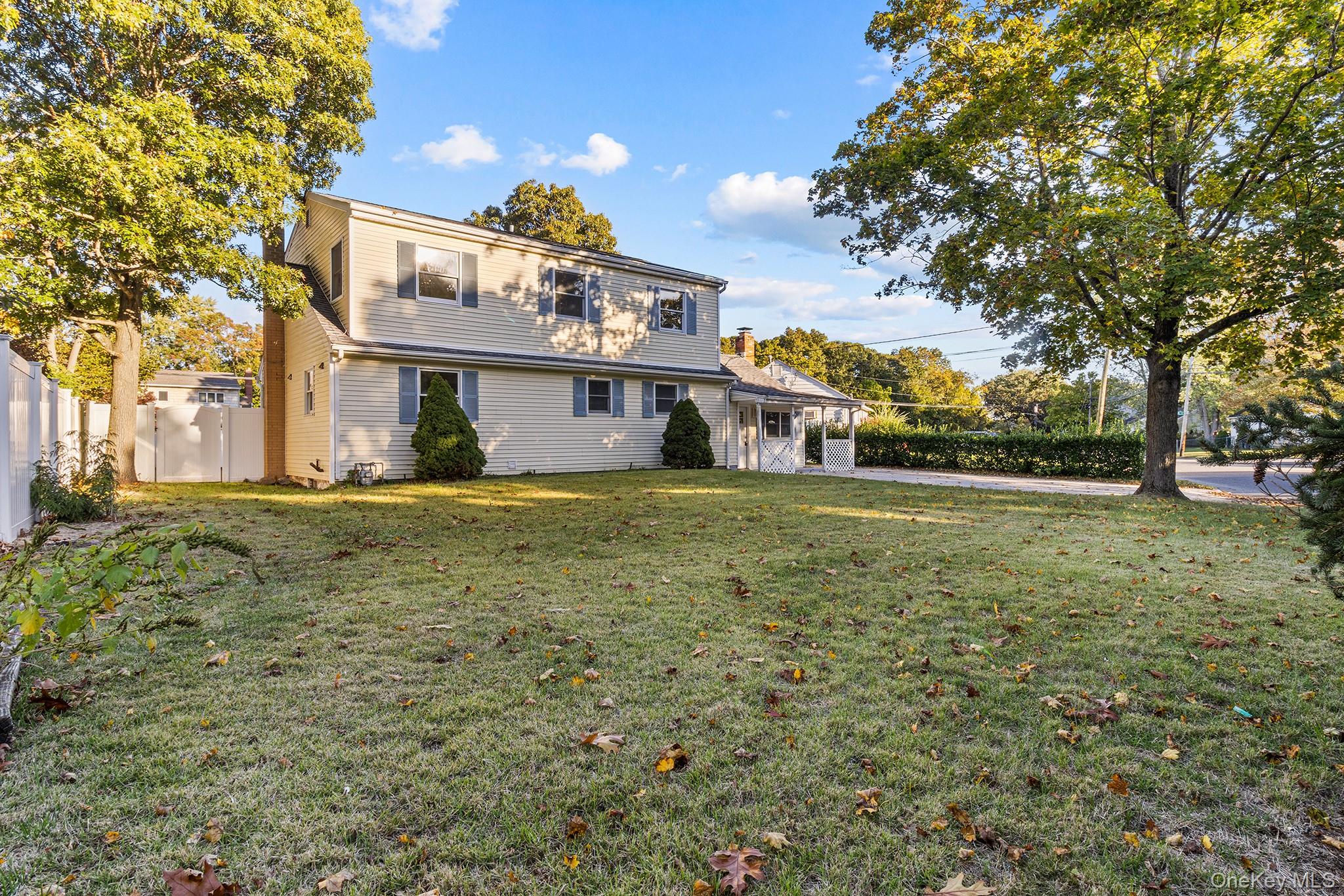 10 Sunset Drive — photo