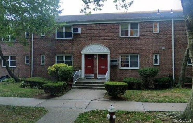 230-06 Kingsbury Avenue Unit B — photo