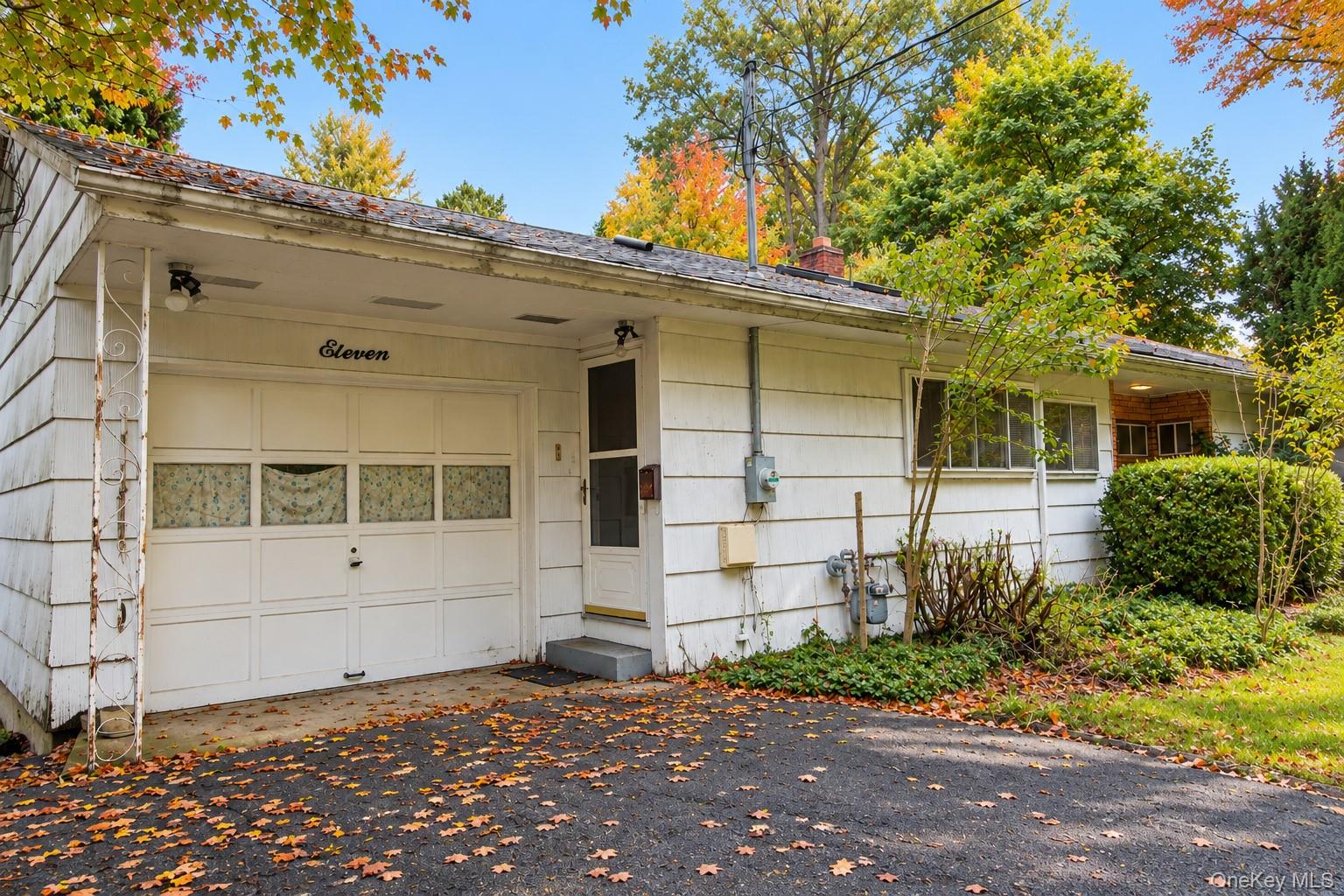 11 Mayer Drive — photo