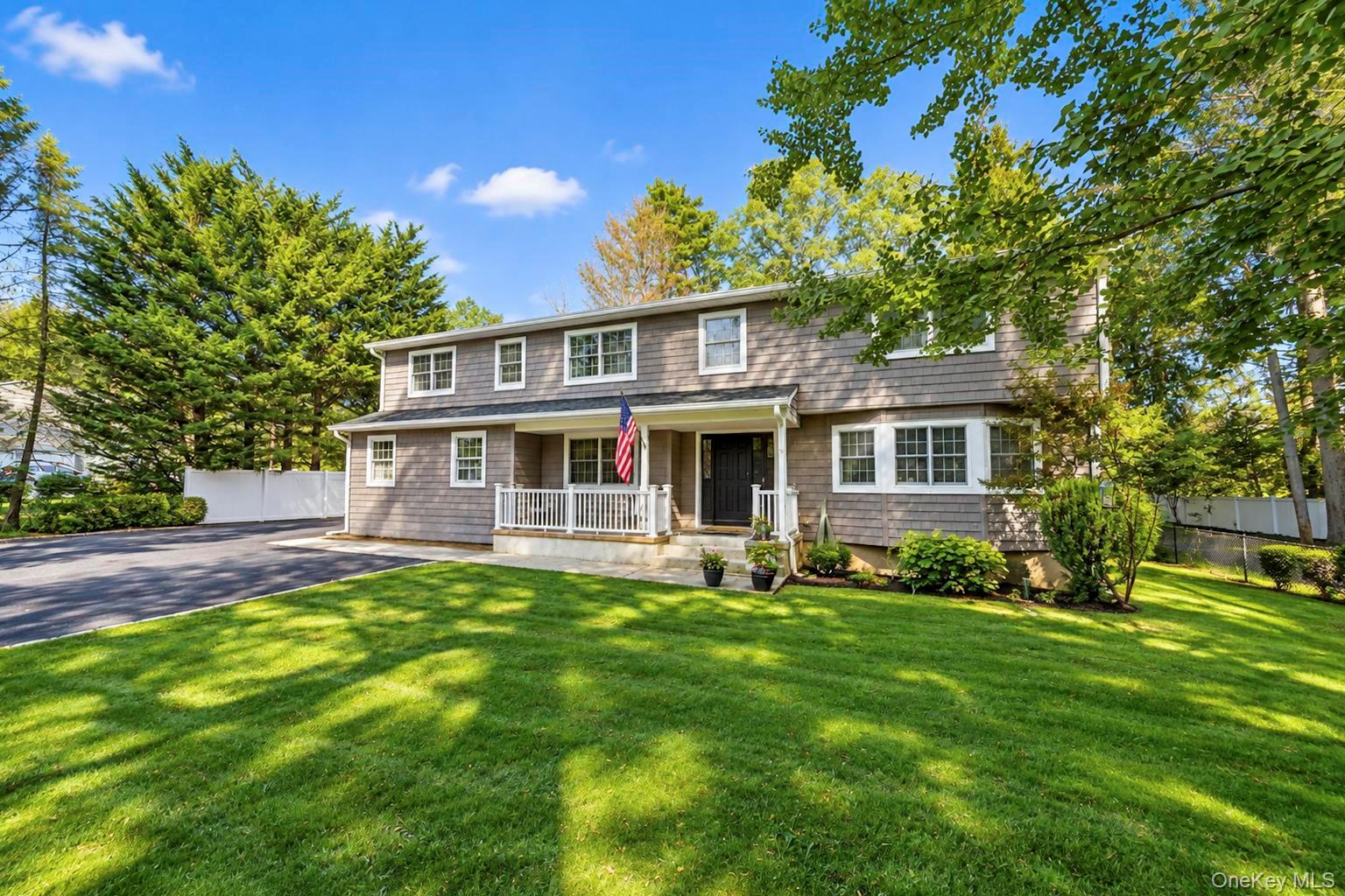 271 Syosset Woodbury Road — photo