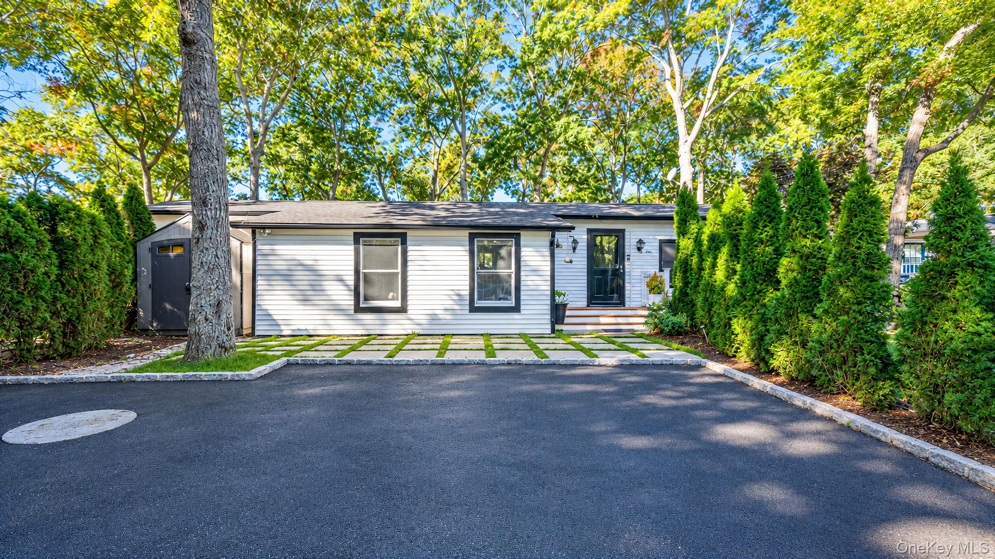229 W Montauk Highway Unit 75 — photo