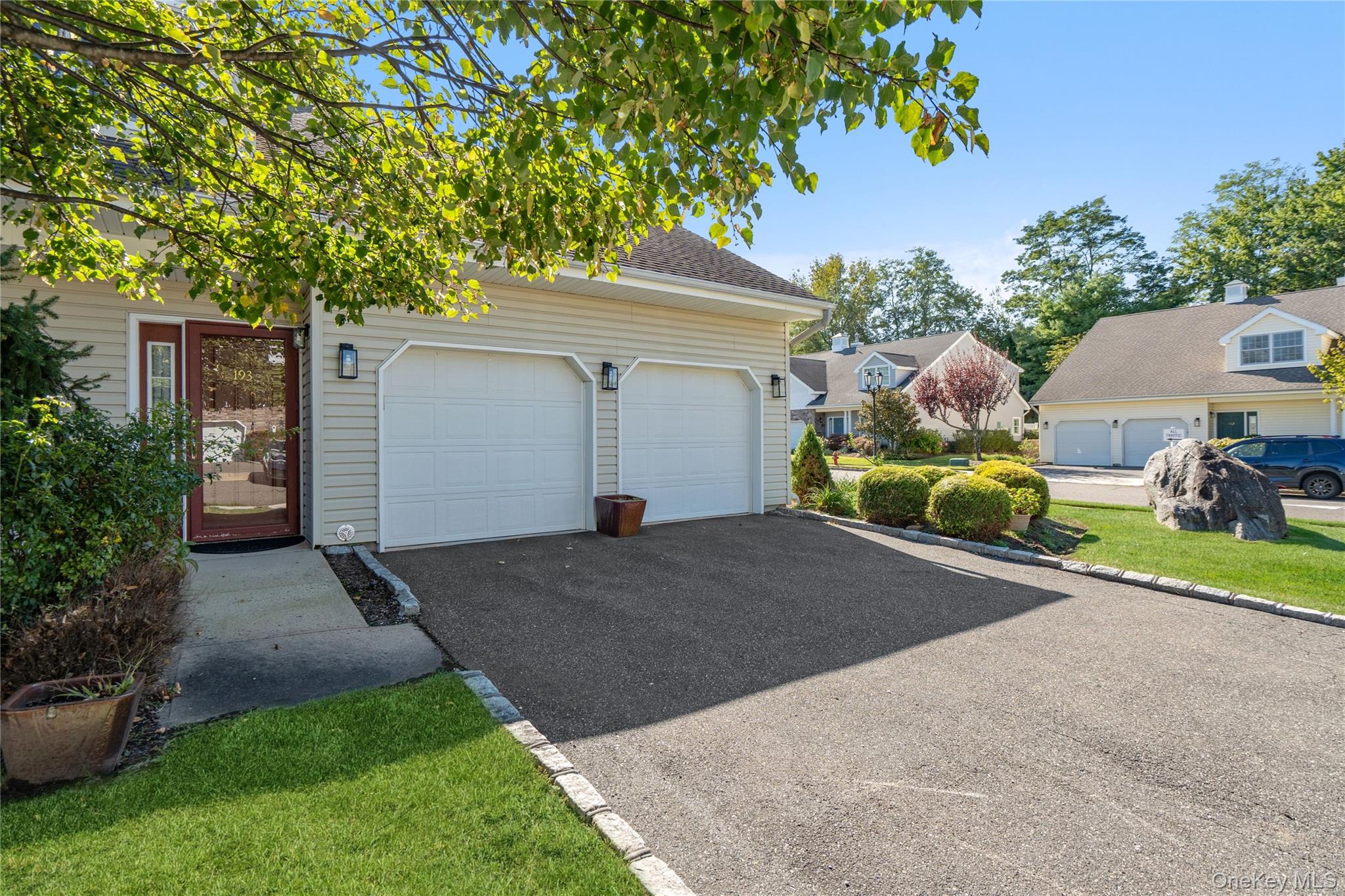 193 Pond View Drive — photo