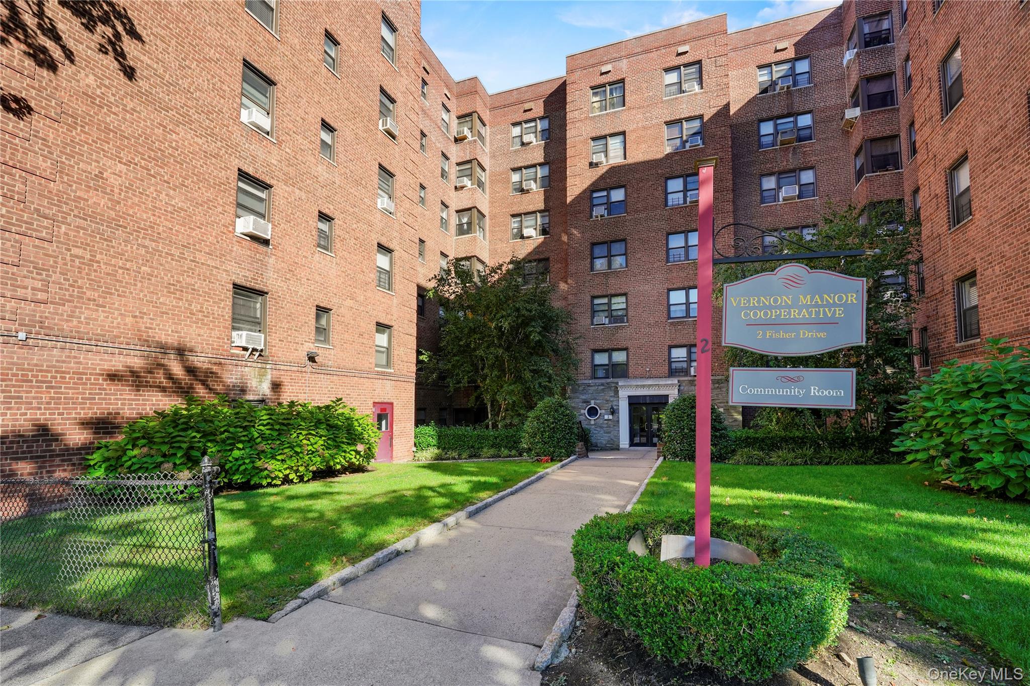 2 Fisher Drive Unit 208 — photo