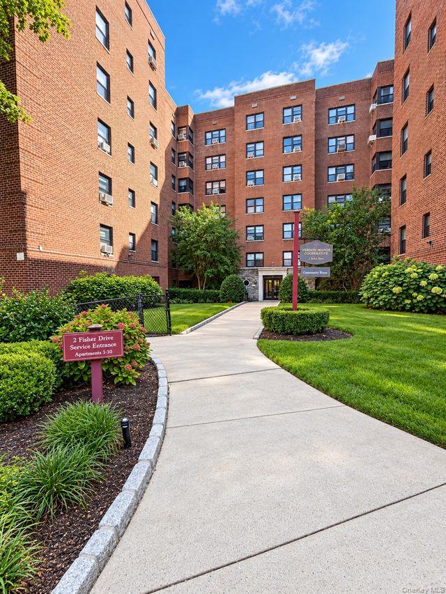 2 Fisher Drive Unit 501 — photo
