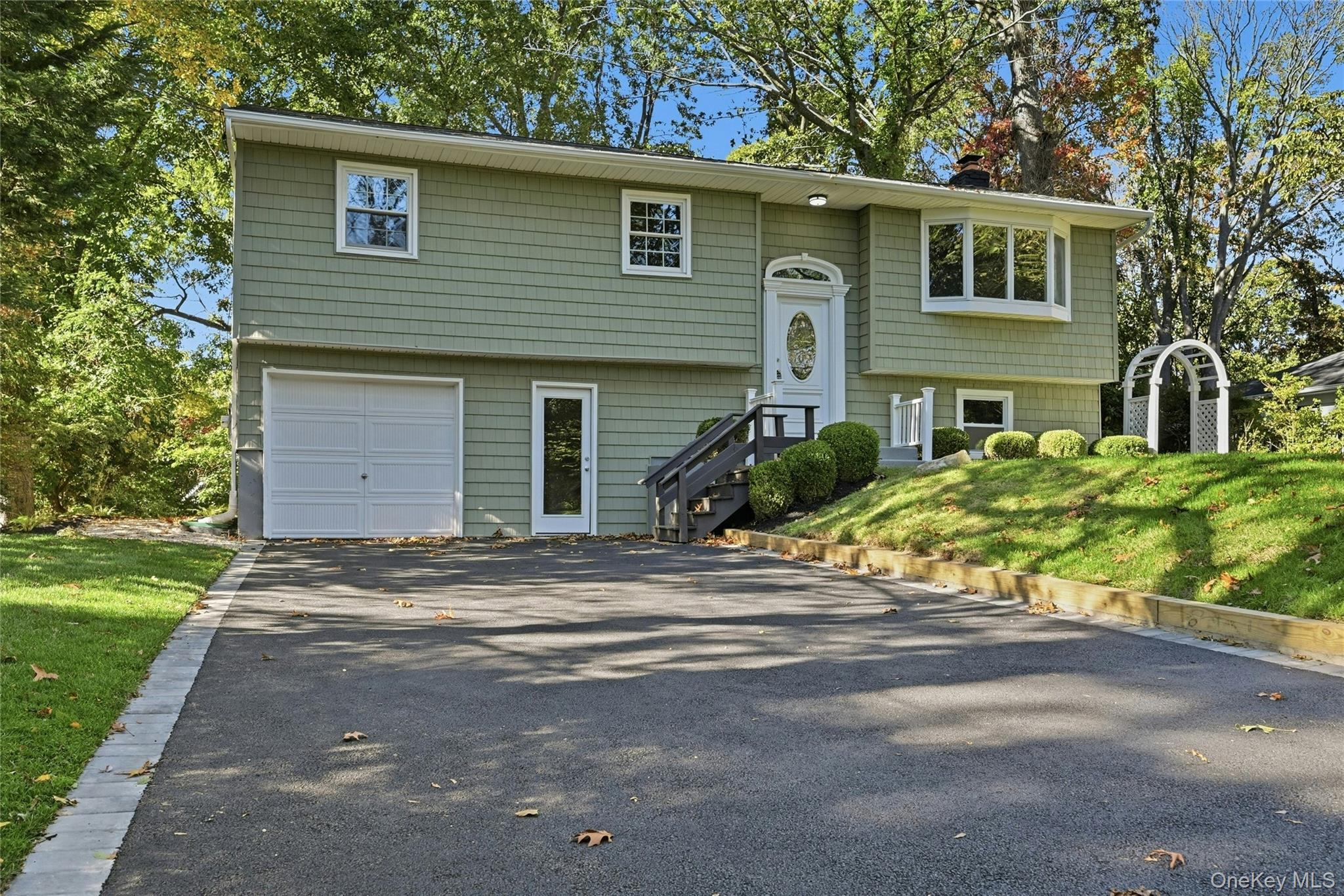 11 Marbeth Circle — photo