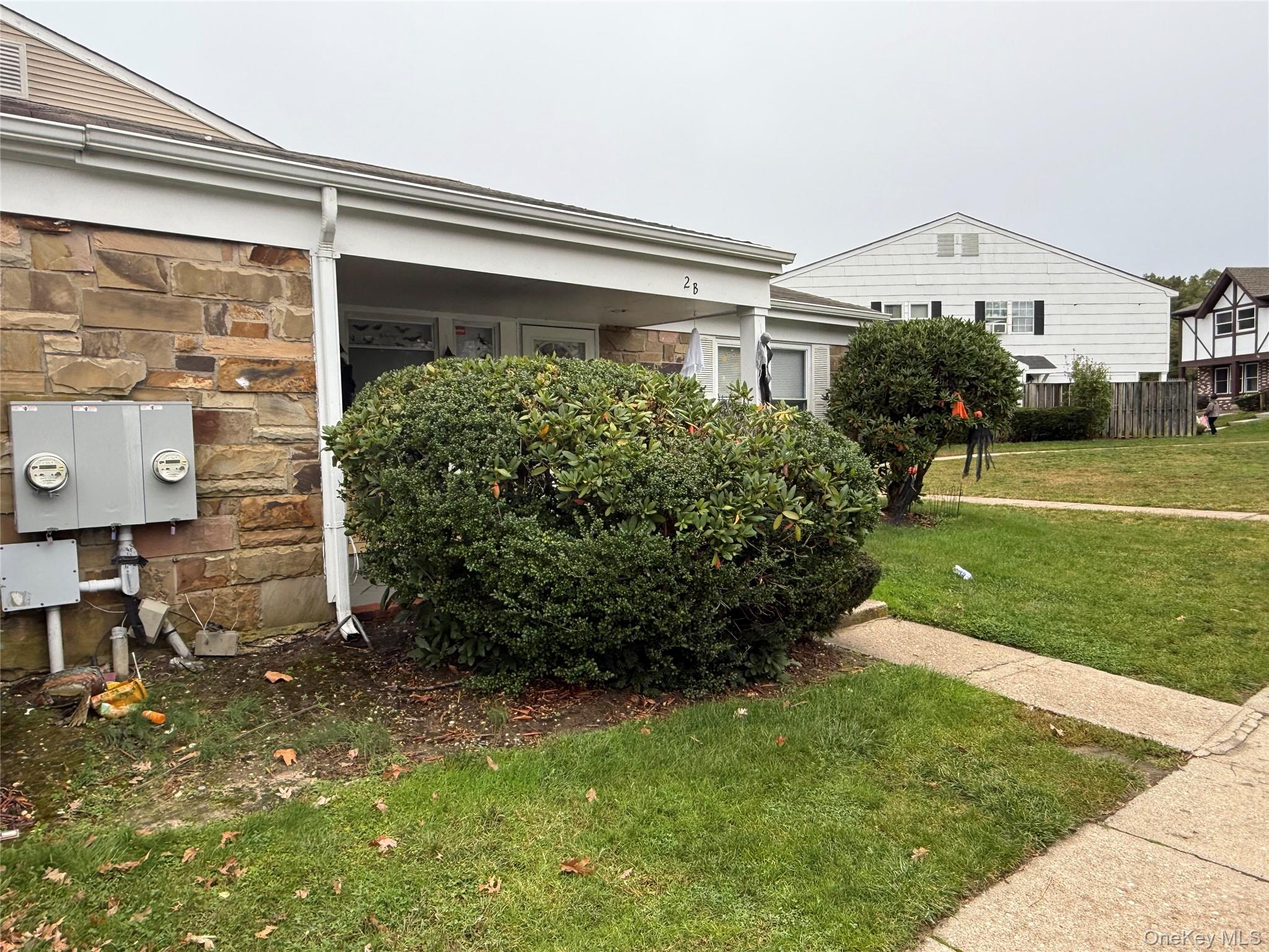 2 Ticonderoga Court — photo