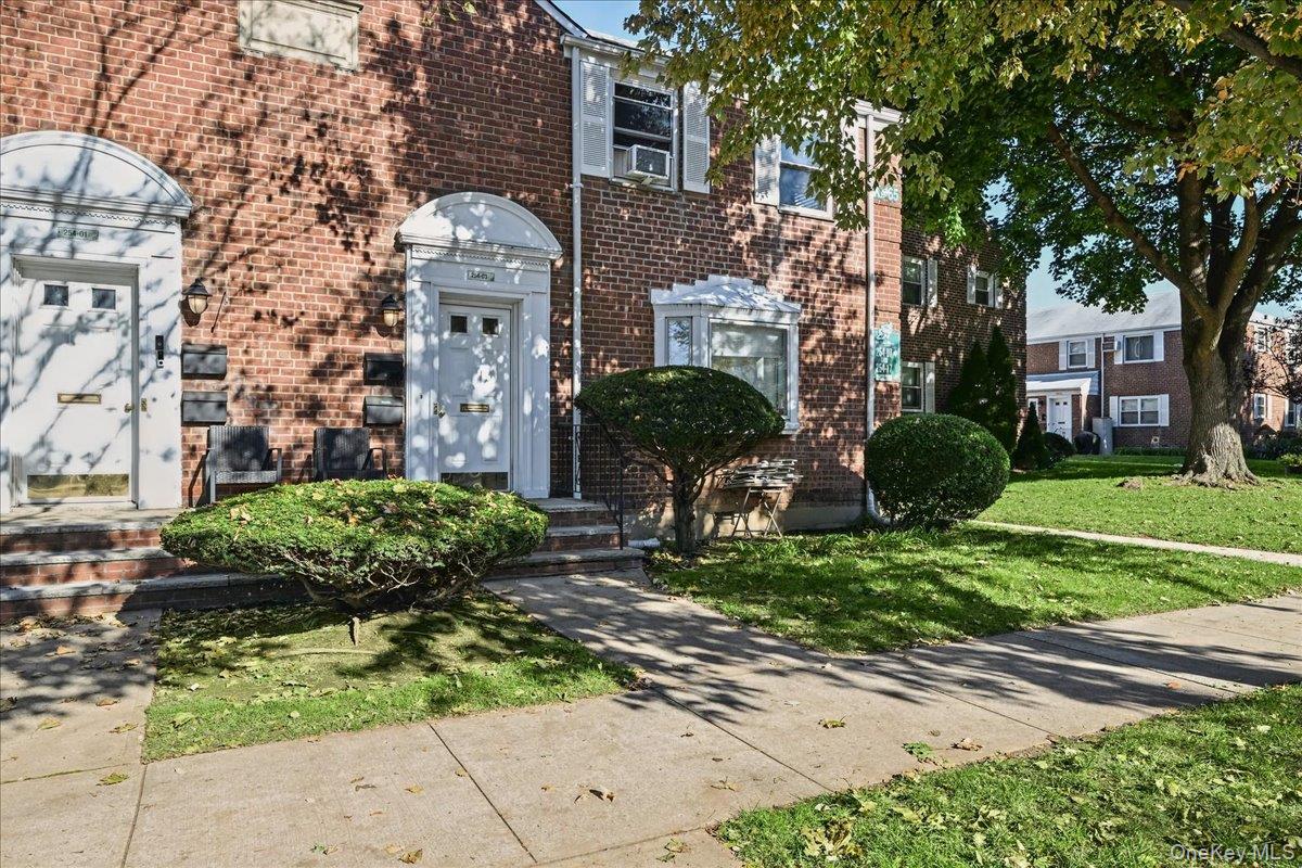 254-03 74th Avenue B Upper — photo