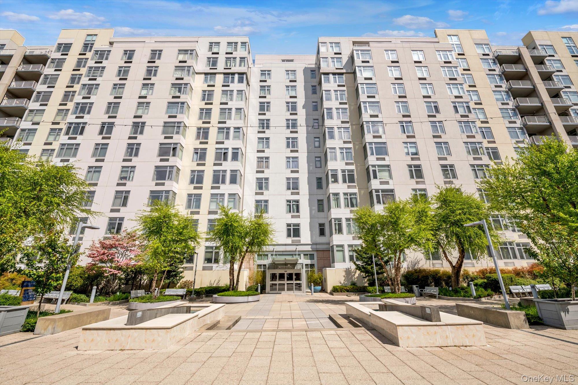 40-22 College Point Boulevard Unit 9P — photo