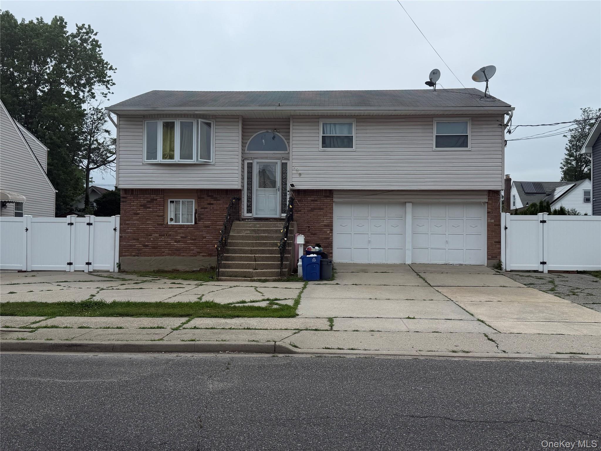 189 Elizabeth Avenue — photo