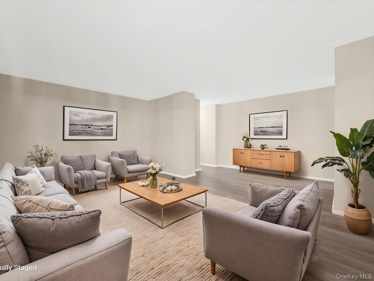 568 Grand Street Unit J602 — photo