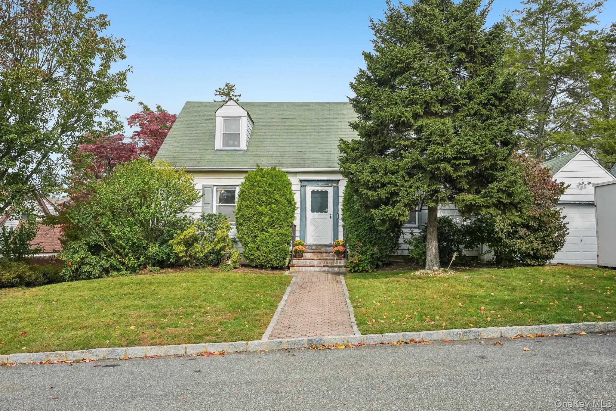 35 Holbrook Avenue — photo