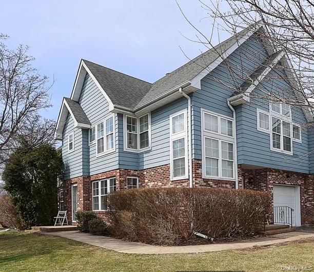 20-22 Broadlawn Drive — photo