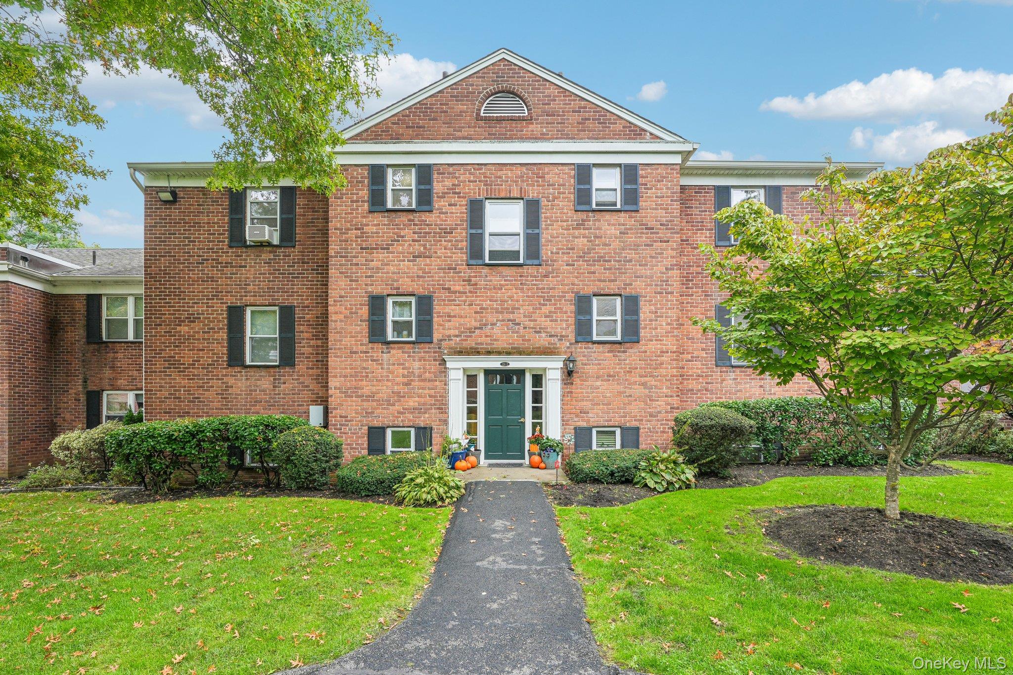 131 -2 S Highland Avenue a 5 — photo