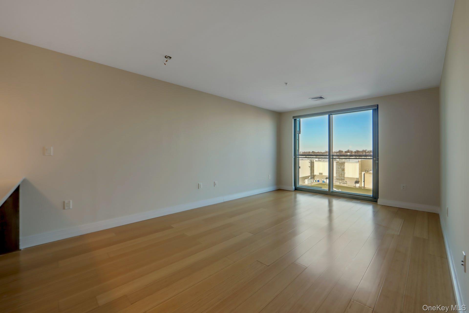 701 Ridge Hill Boulevard Unit 9a — photo