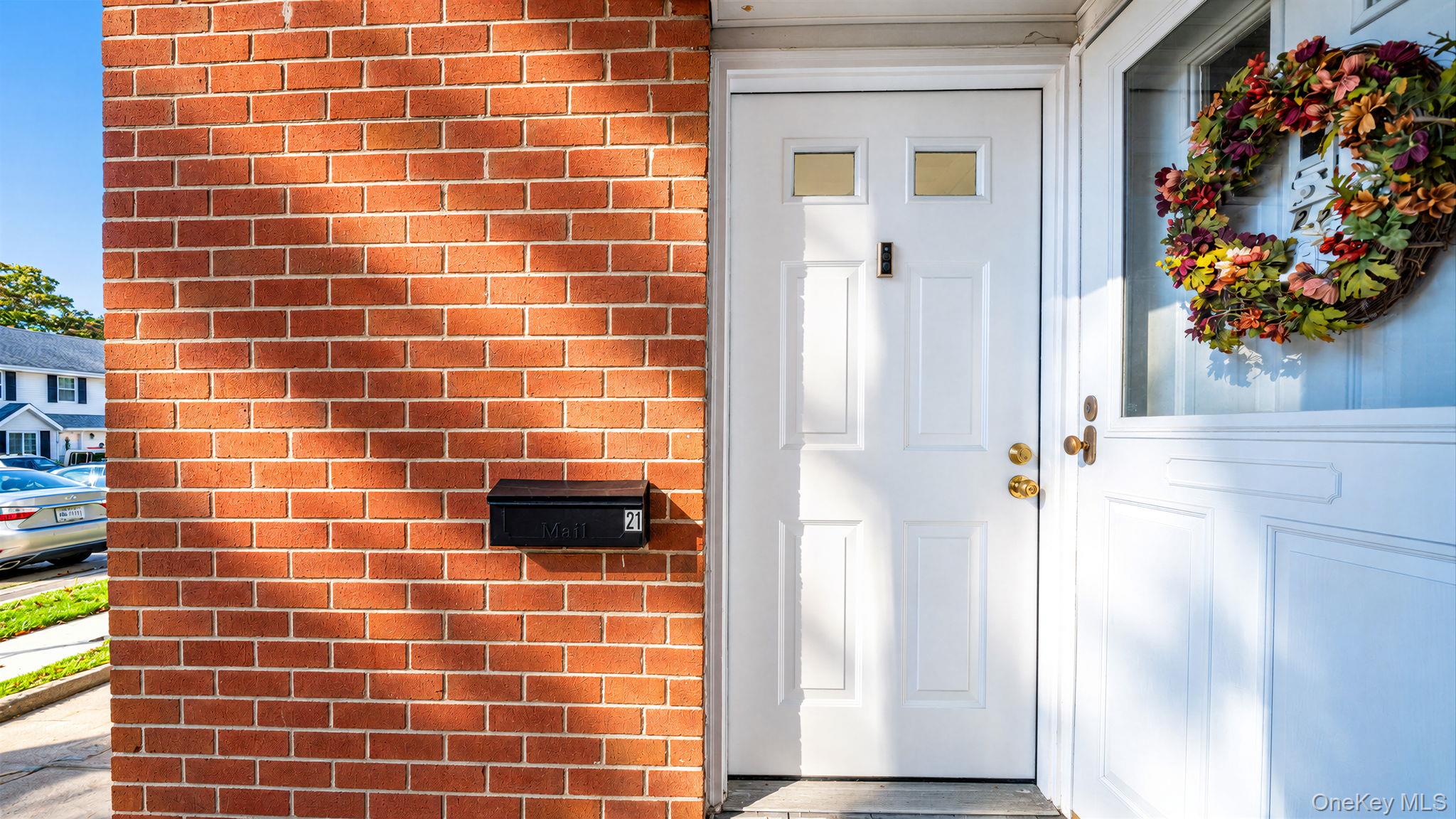 21 Jad Court — photo