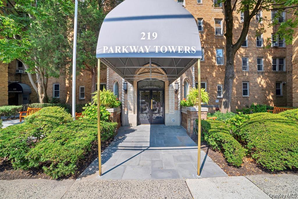 219 Bronx River Road Unit 5a — photo