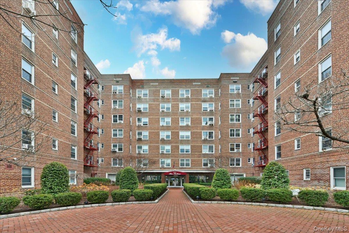 64-11 99th Street Unit 116 — photo