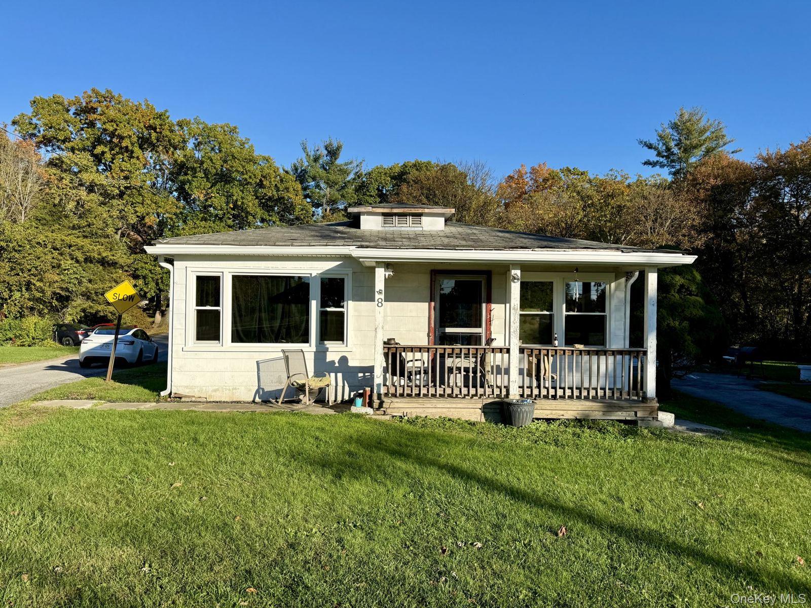8 E Dorsey Lane — photo